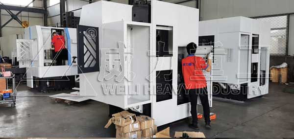 蹄鐵加工數(shù)控專(zhuān)機(jī)加工車(chē)間